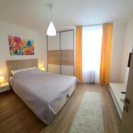 Apartamento Mm Escópia